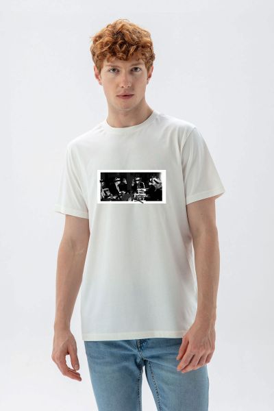 Off White Soft Fabric Bosses Design Short Sleeve Tee