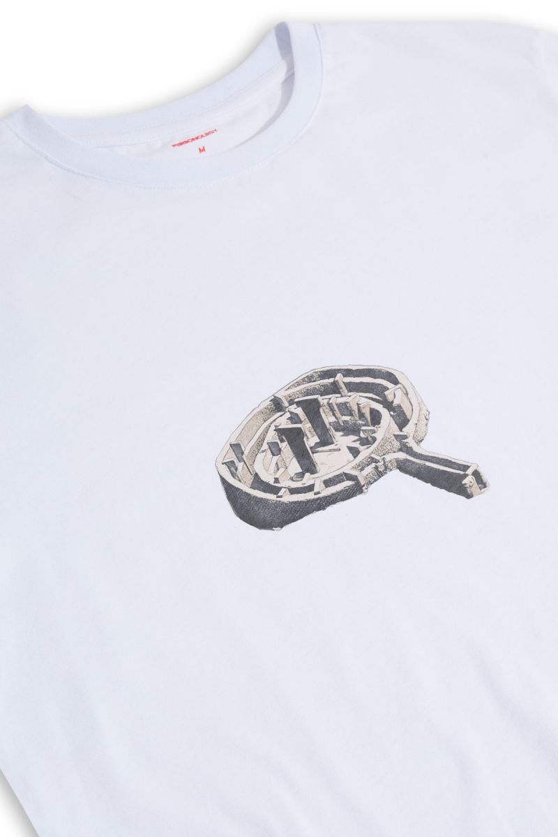 White Soft Fabric Potbelly Hill Design Short Sleeve Tee