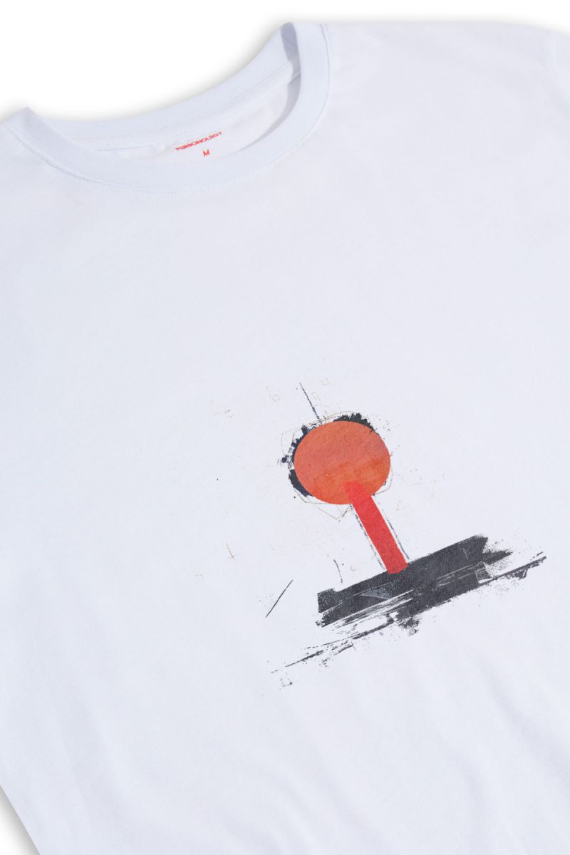 White Soft Fabric Abstract Design Short Sleeve Tee