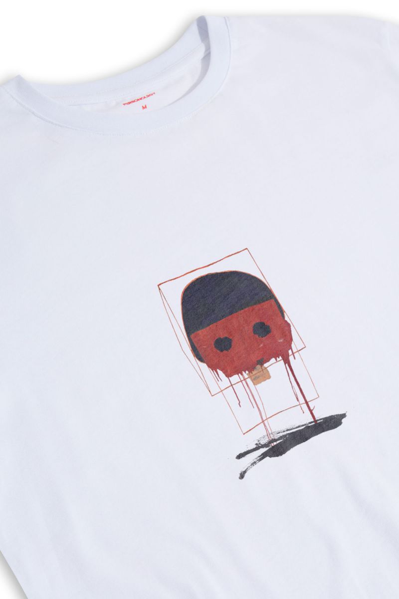 White Soft Fabric Abstract Design Short Sleeve Tee