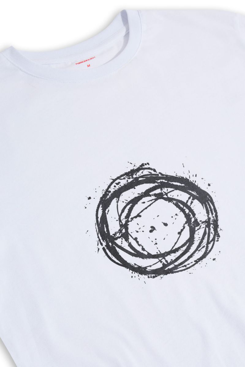 White Soft Fabric Abstract Design Short Sleeve Tee