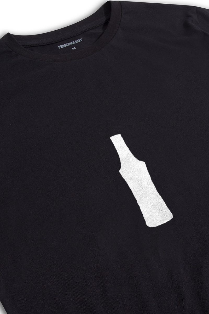 Black Soft Fabric Bootle Design Short Sleeve Tee