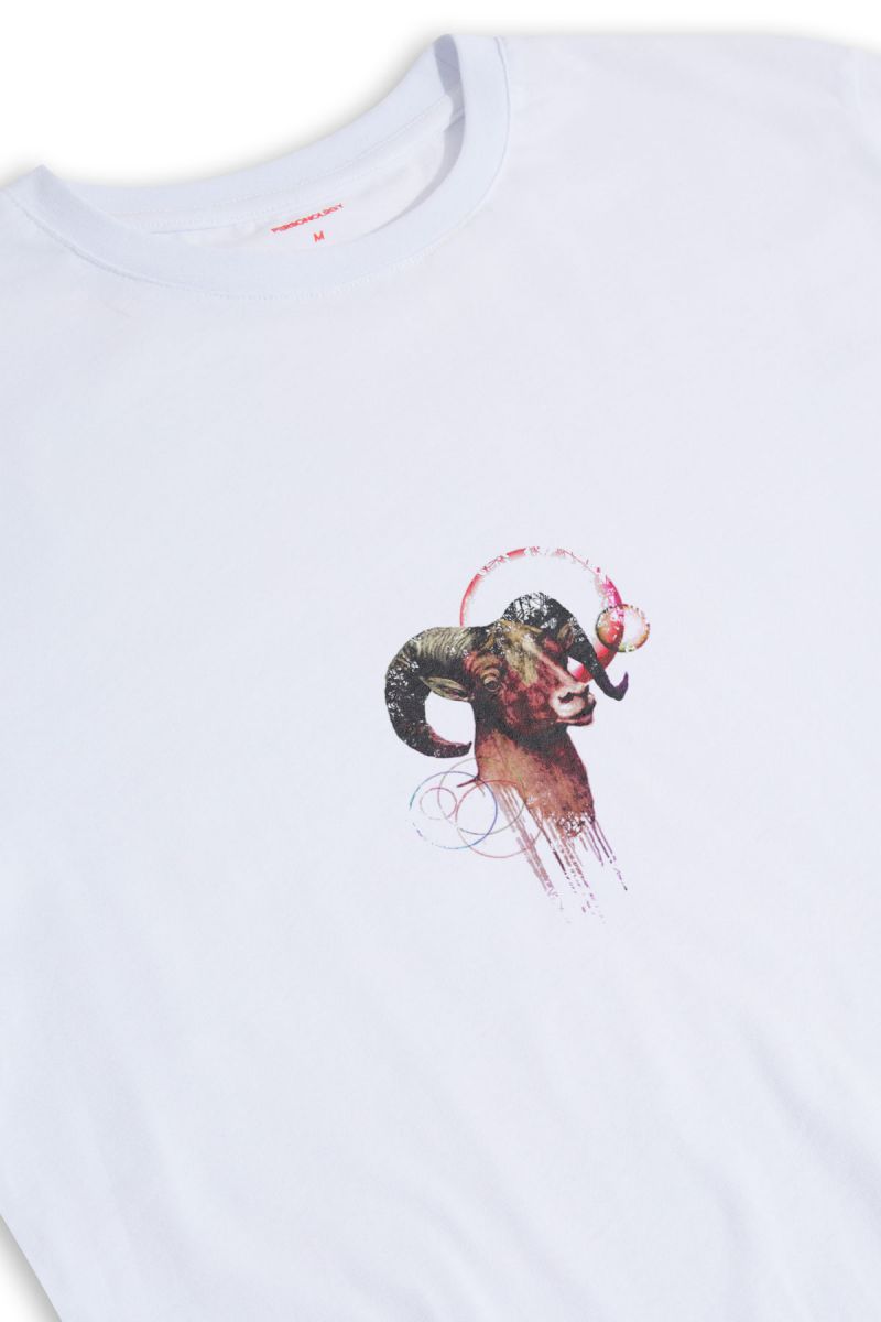 White Soft Fabric Ram Design Short Sleeve Tee