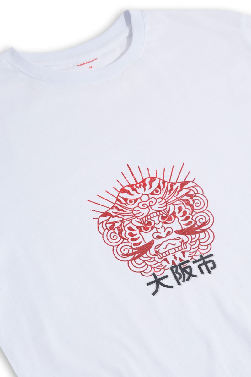 White Soft Fabric Japanese Design Short Sleeve Tee