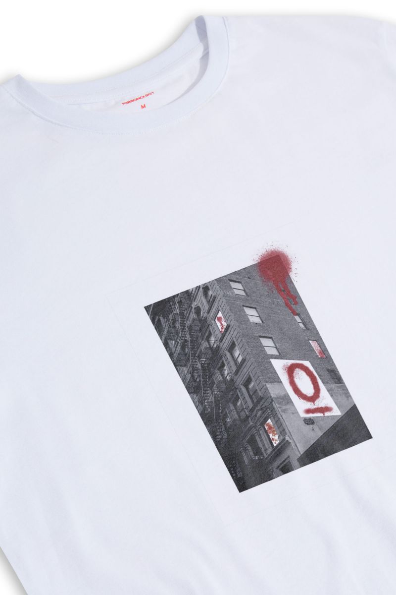 White Soft Fabric Serial Murder in Manhattan Design Short Sleeve Tee