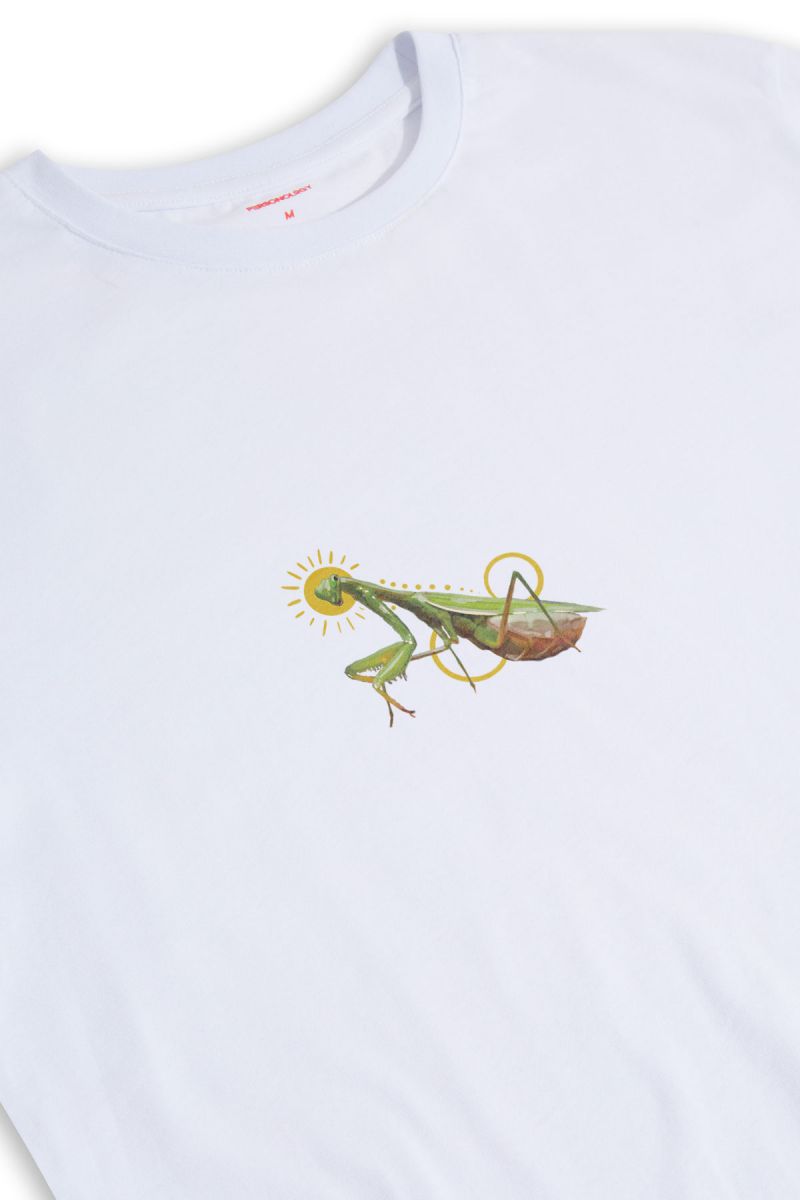 White Soft Fabric Mantis Design Short Sleeve Tee