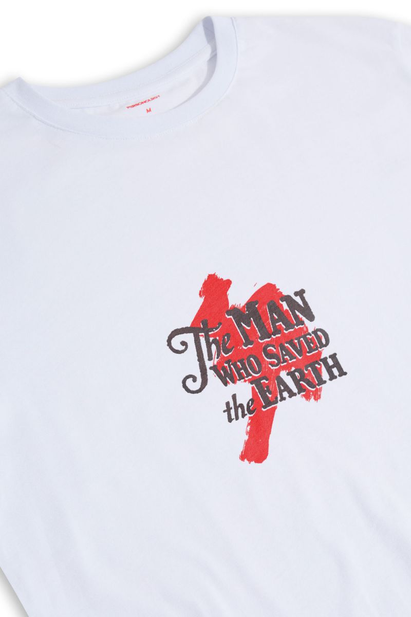 White Soft Fabric The Man Who Saved the Earth Design Short Sleeve Tee