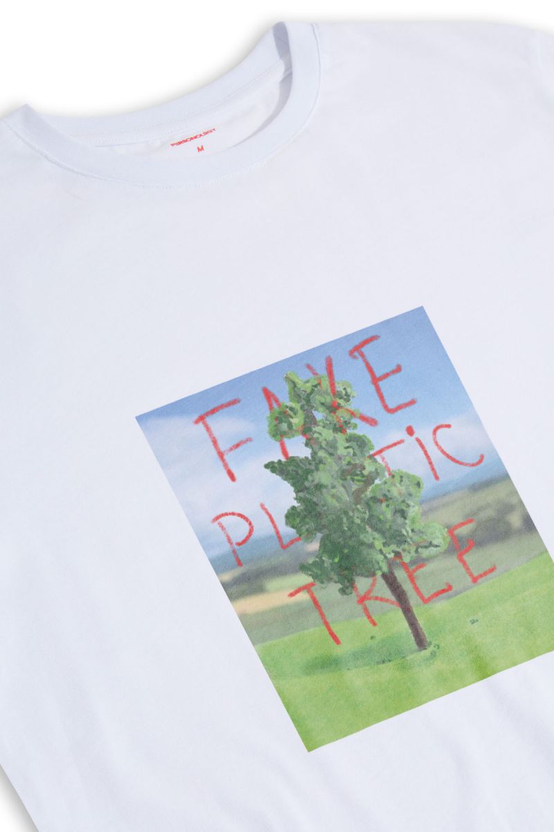 White Soft Fabric Plastic Tree Design Short Sleeve Tee