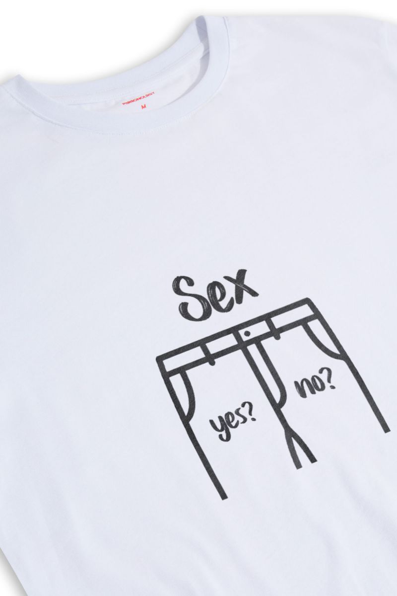 White Soft Fabric Sex Yes? No? Design Short Sleeve Tee