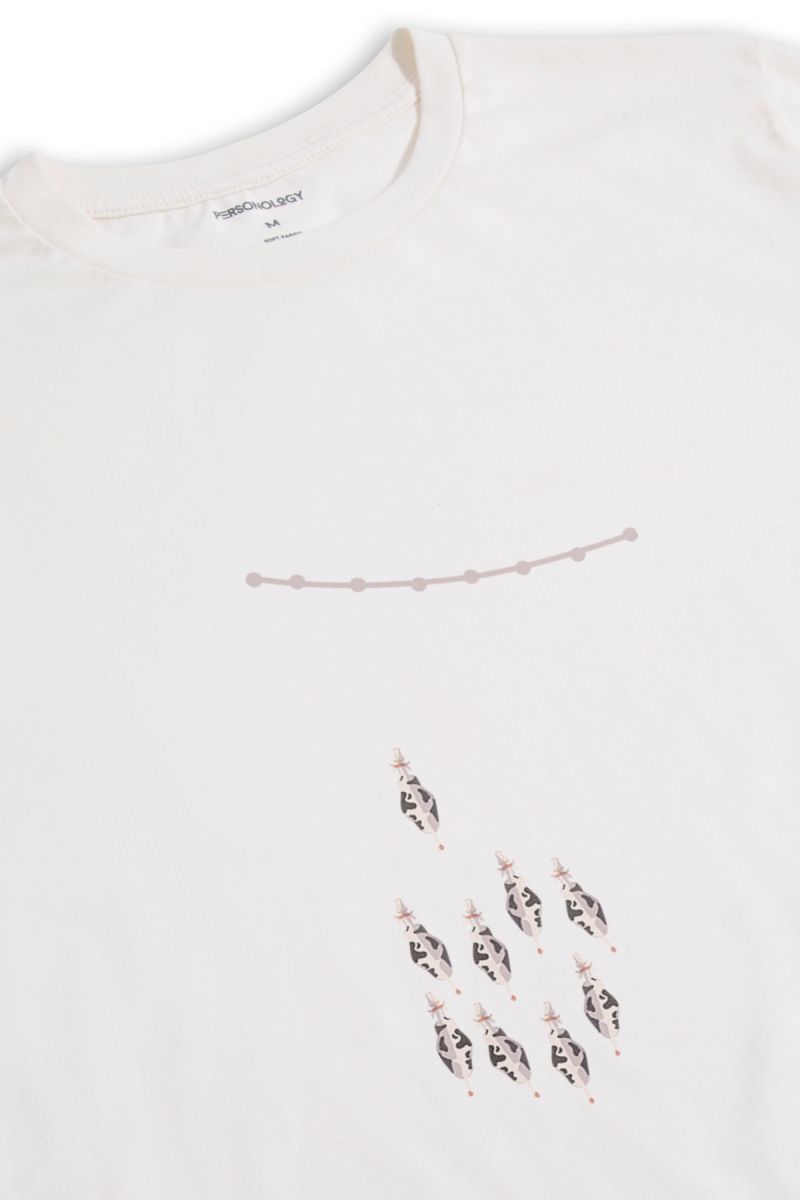 Off White Soft Fabric Lead Design Short Sleeve Tee