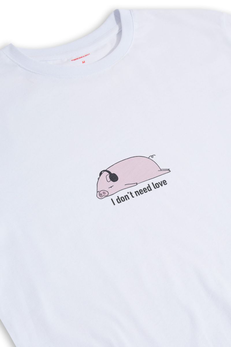 White Soft Fabric I dont need love , I need personology Design Short Sleeve Tee