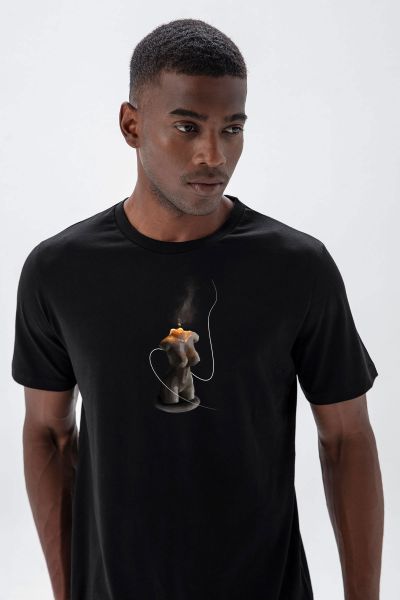 Black Soft Fabric Burning woman Design Short Sleeve Tee