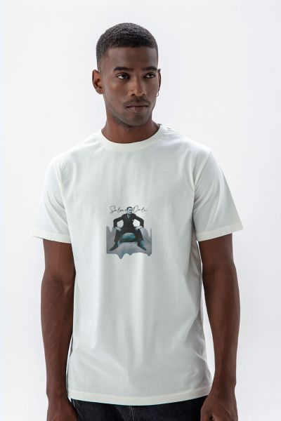 Off White Soft Fabric Salvador Dali Design Short Sleeve Tee