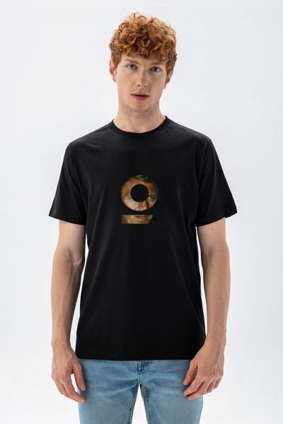 Black Soft Fabric Steve Tee Design Short Sleeve Tee