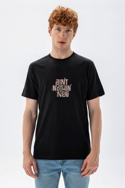 Black Soft Fabric Ain't Nothin Design Short Sleeve Tee