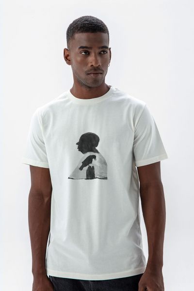 Off White Soft Fabric Alfred Hitchcock Design Short Sleeve Tee