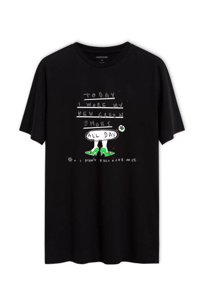 Black Soft Fabric Green Shoes Design Short Sleeve Tee