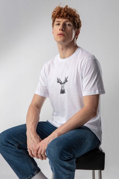 White Soft Fabric Moose Design Short Sleeve Tee