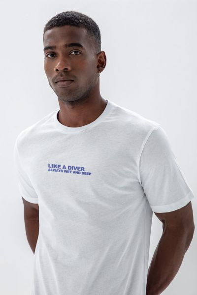 White Soft Fabric like a diver always wet and deep Design Short Sleeve Tee