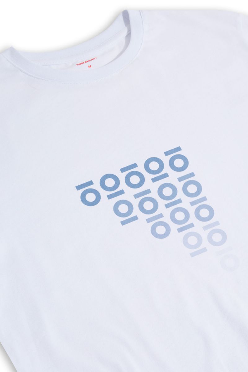 White Soft Fabric Personologo Design Short Sleeve Tee