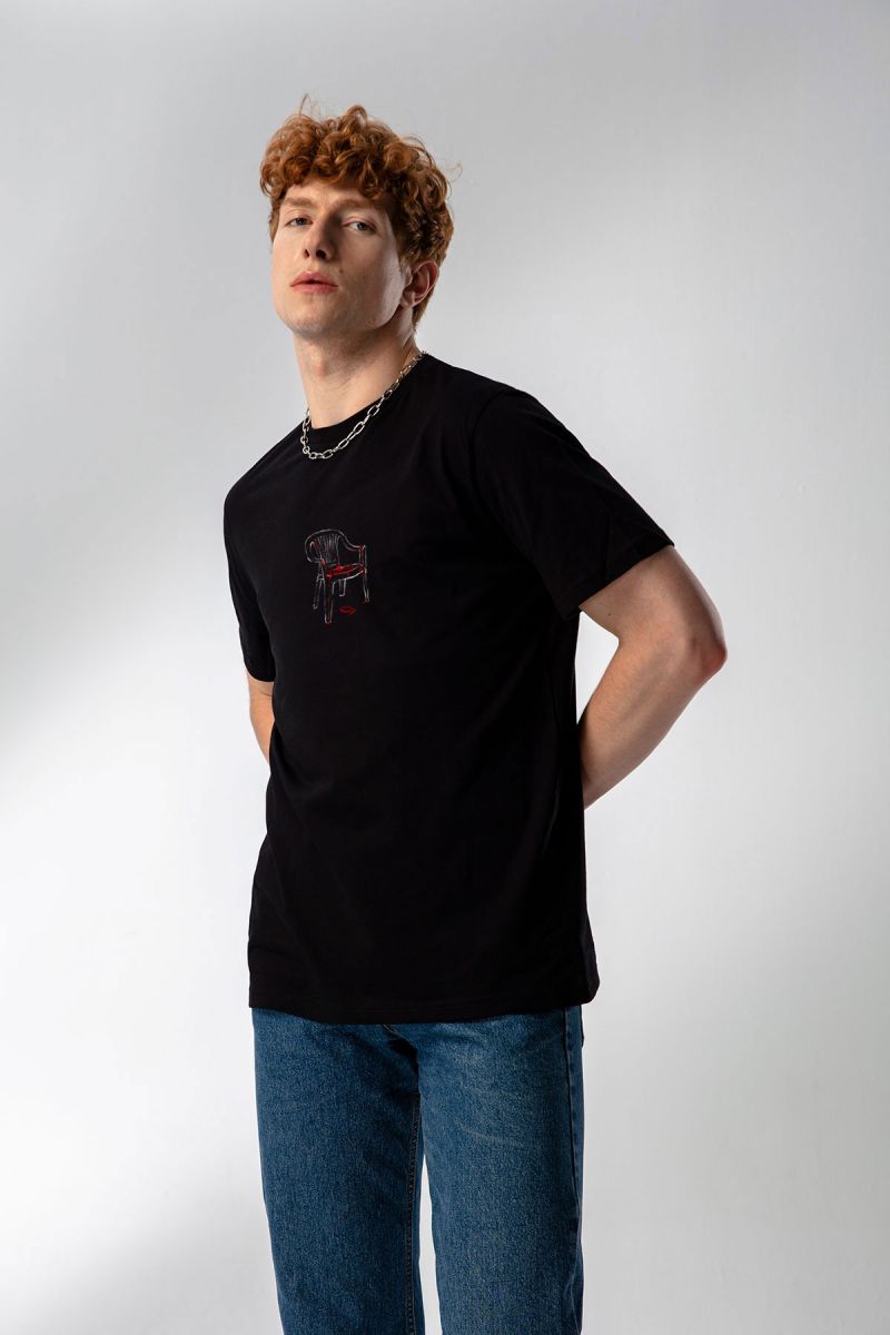 Black Soft Fabric Chair Design Short Sleeve Tee