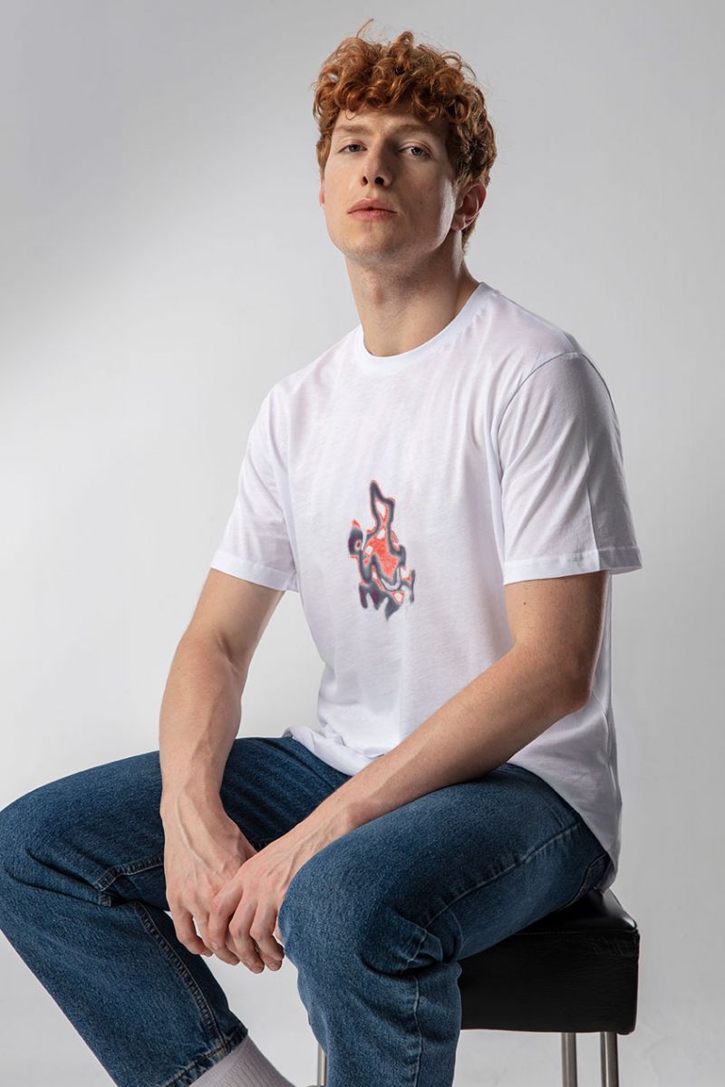 White Soft Fabric Material Design Short Sleeve Tee
