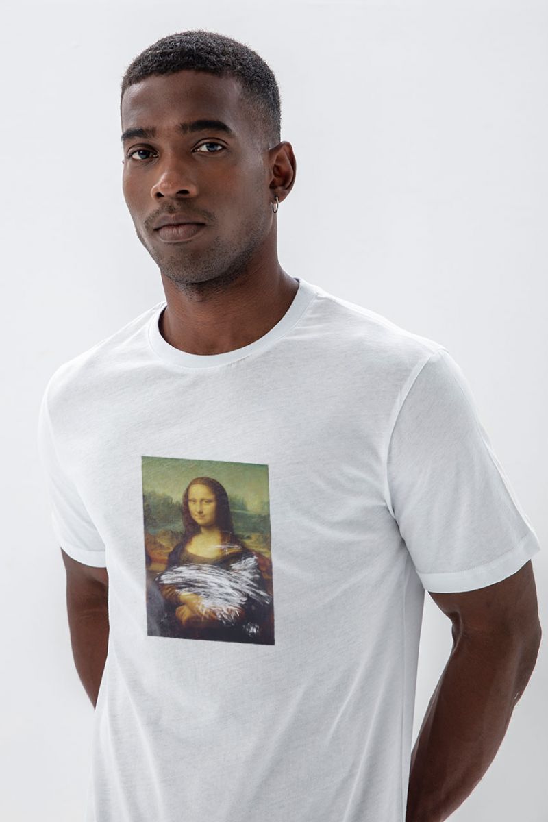 White Soft Fabric Dirty Lisa Design Short Sleeve Tee