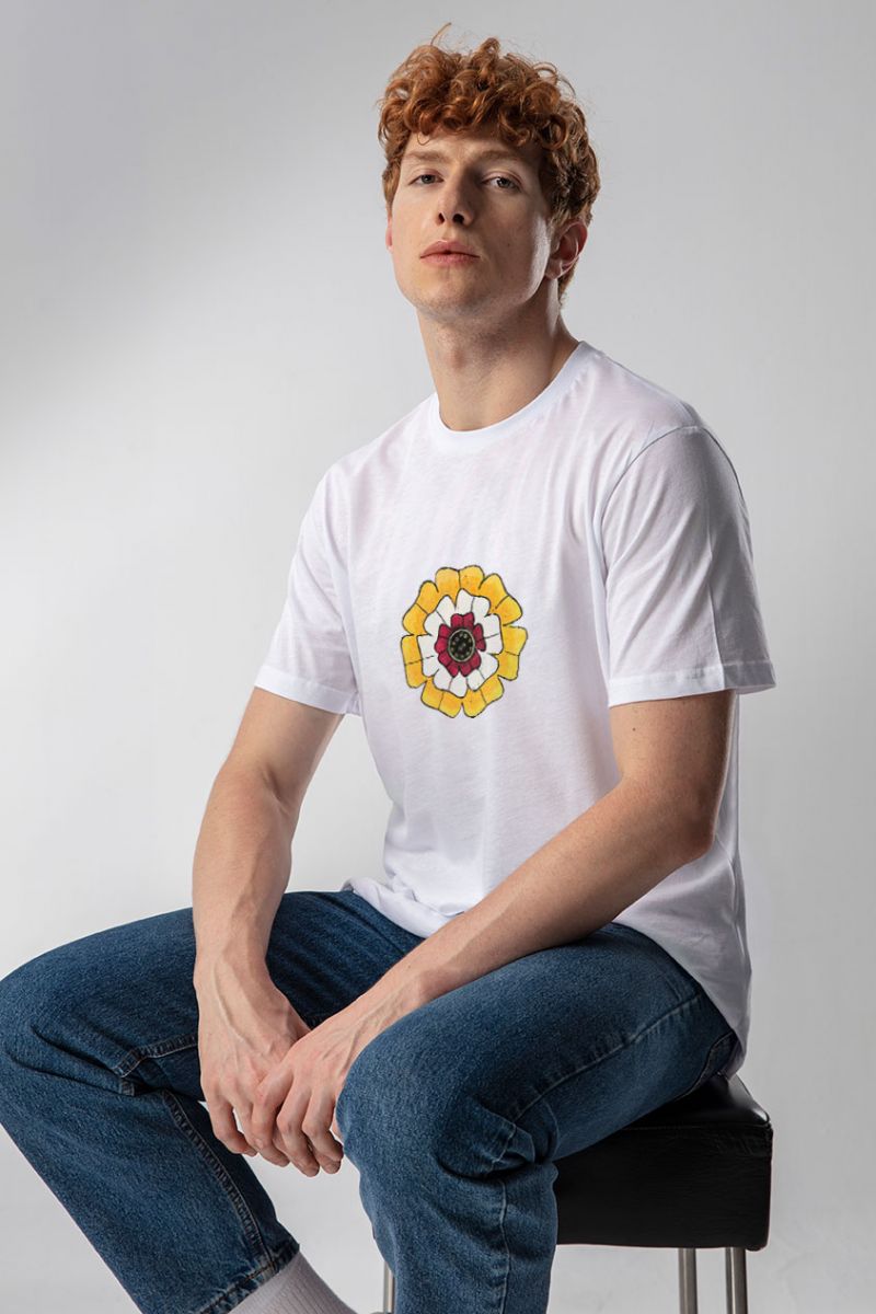 White Soft Fabric Symbol Design Short Sleeve Tee