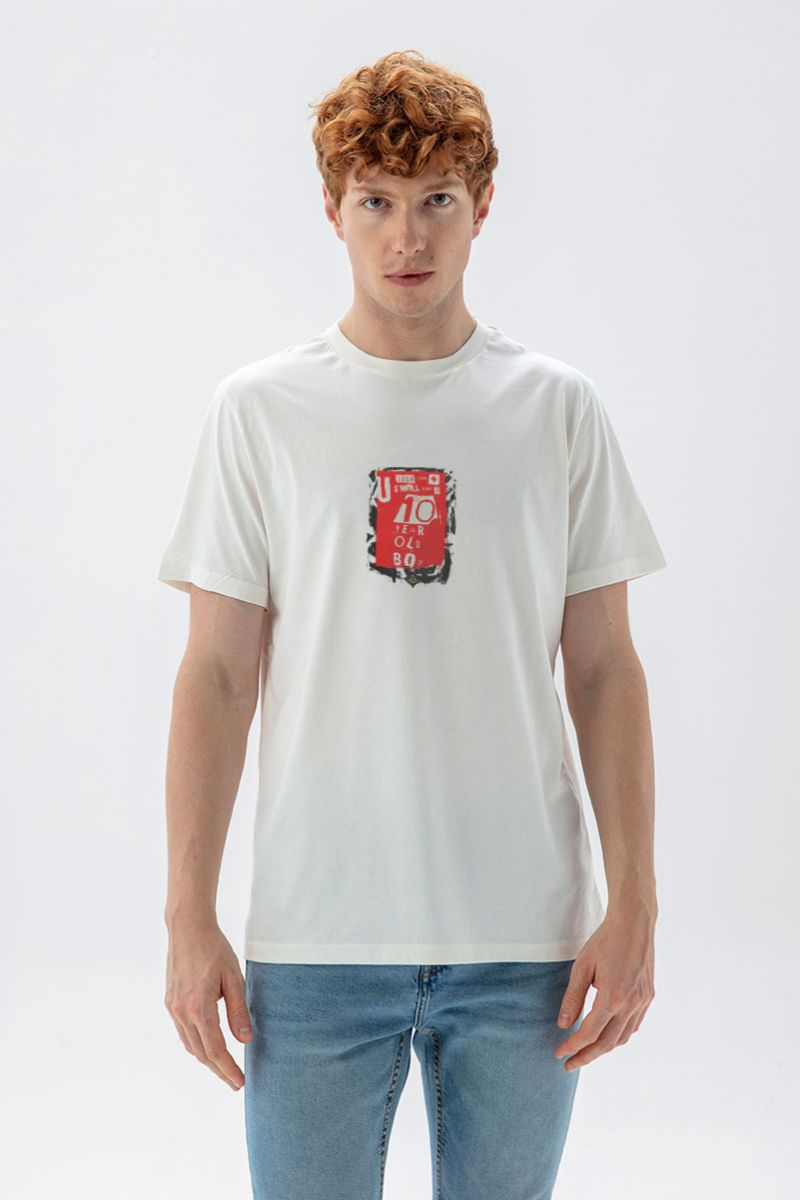 Off White Soft Fabric 10 Years Old Boy Design Short Sleeve Tee