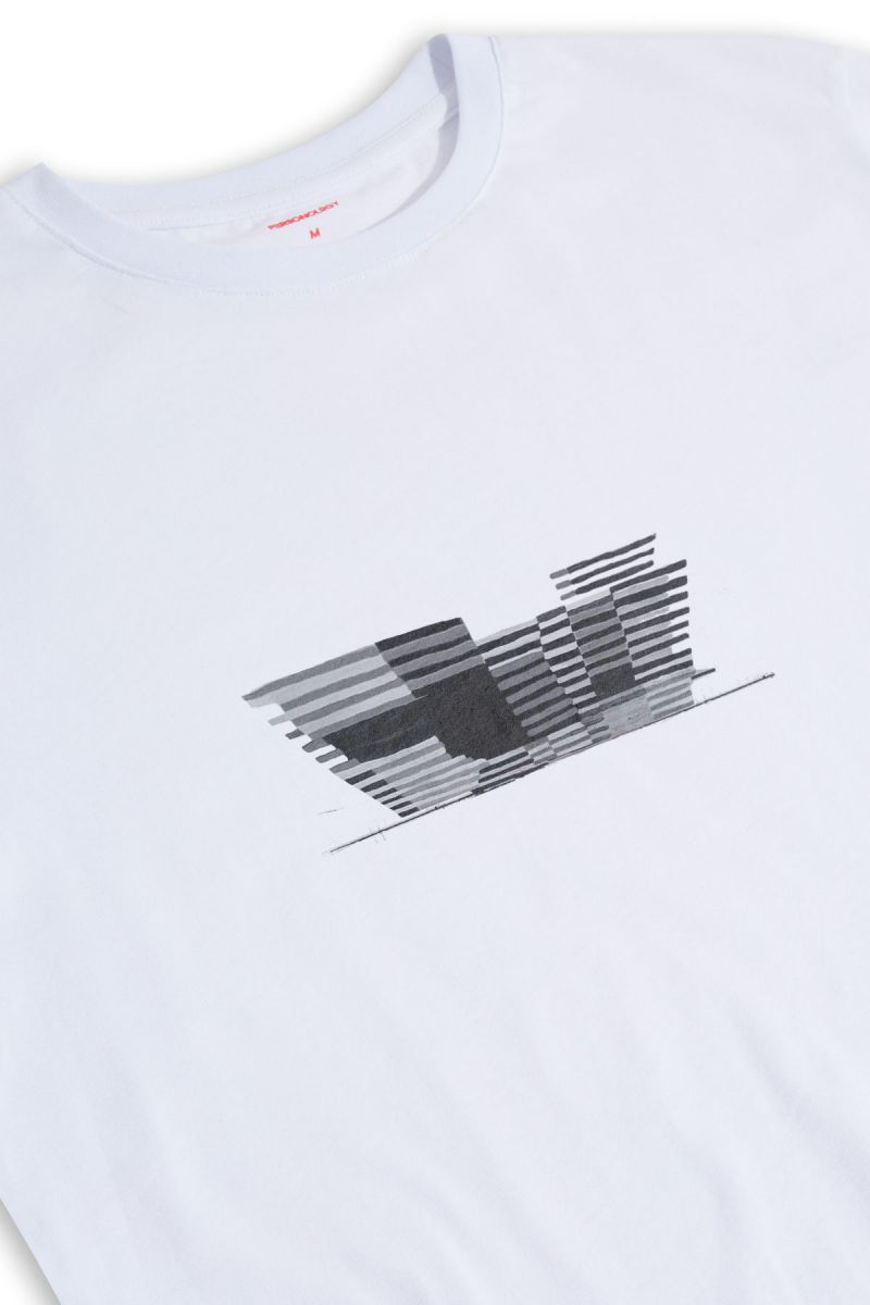 White Soft Fabric Abstract Design Short Sleeve Tee