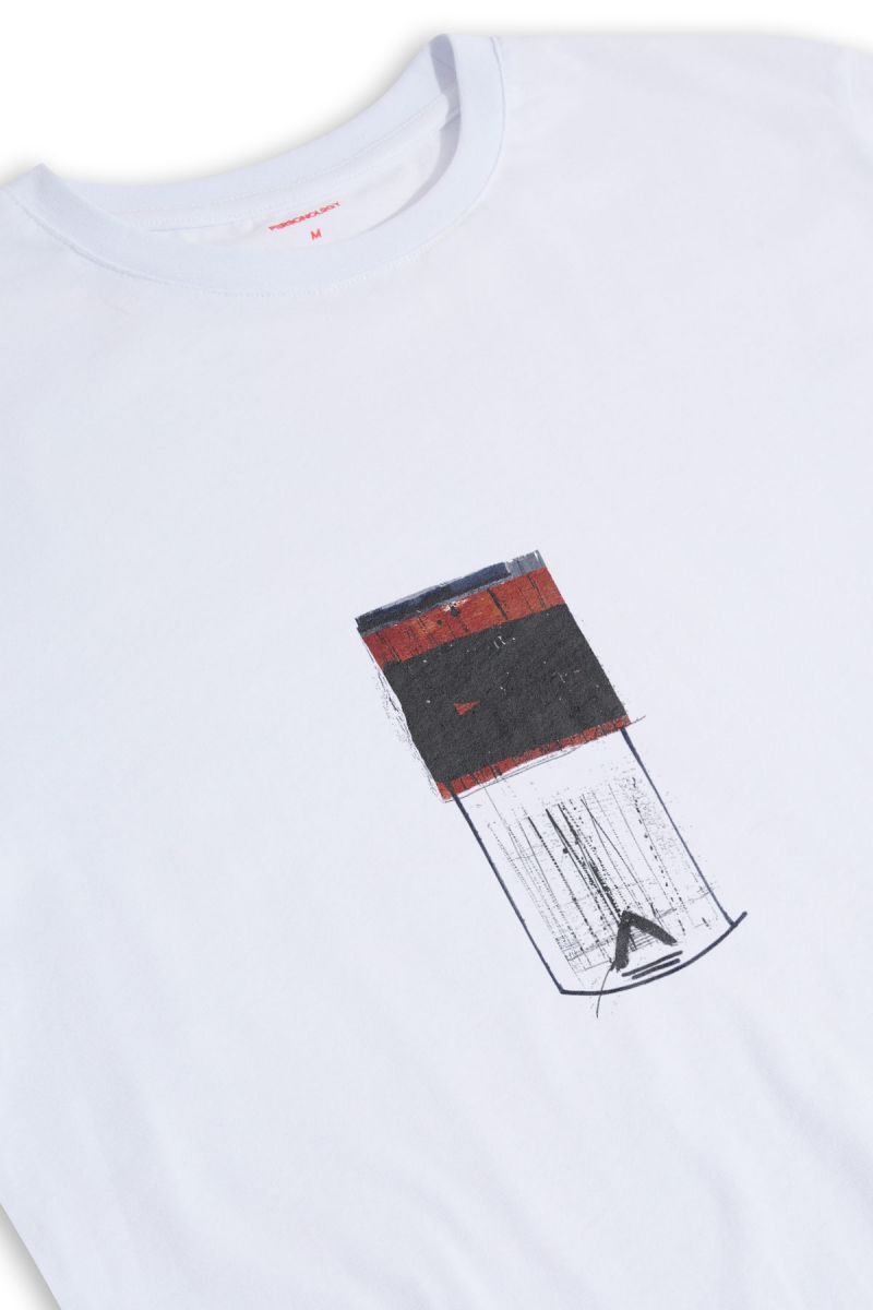 White Soft Fabric Abstract Design Short Sleeve Tee