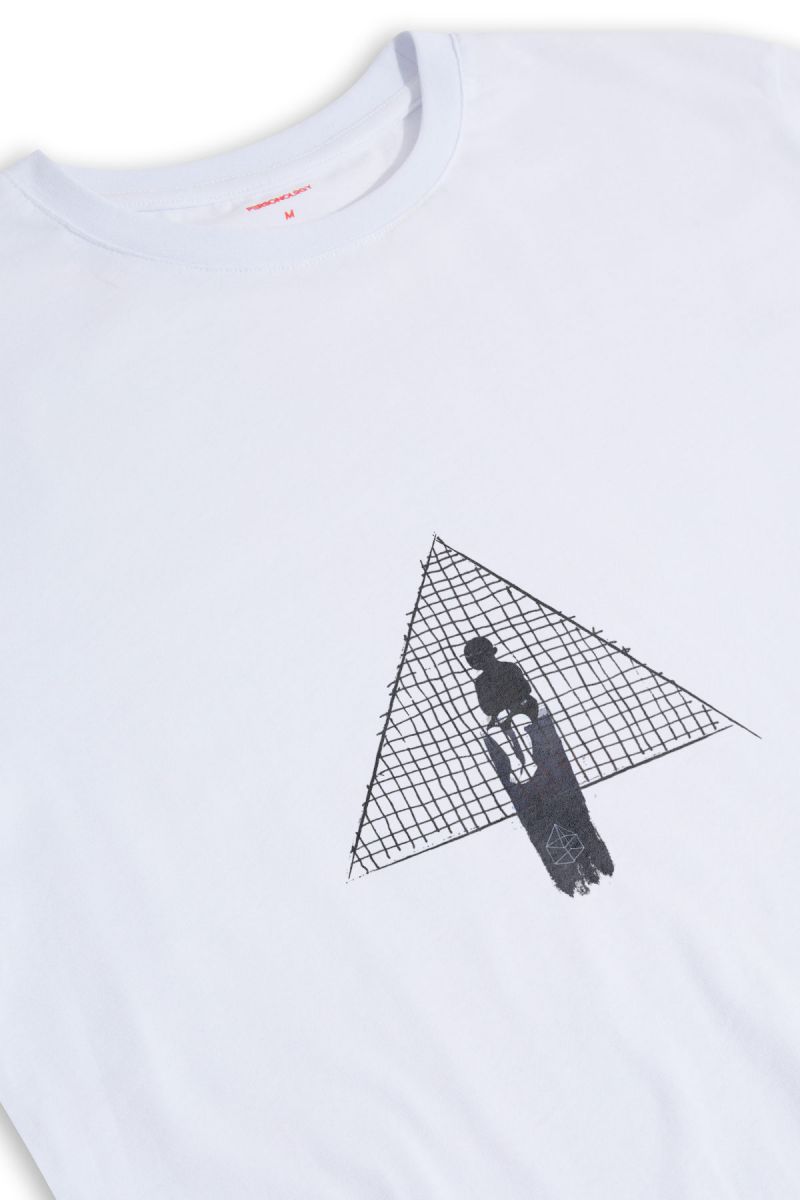 White Soft Fabric Abstract Design Short Sleeve Tee