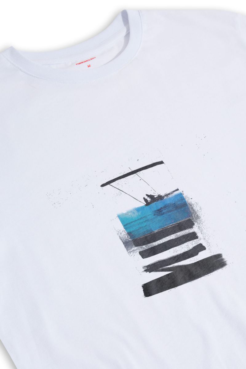 White Soft Fabric Abstract Design Short Sleeve Tee