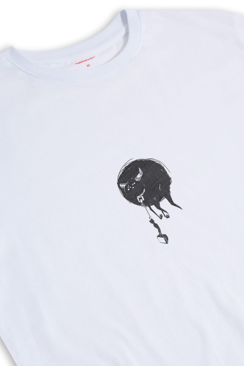 White Soft Fabric Abstract Design Short Sleeve Tee