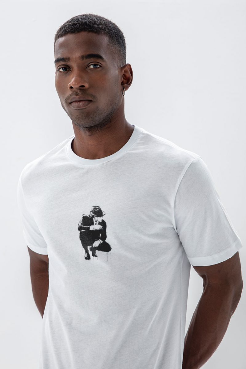 White Soft Fabric Abstract Design Short Sleeve Tee