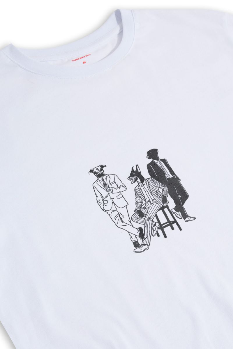 White Soft Fabric Abstract Design Short Sleeve Tee