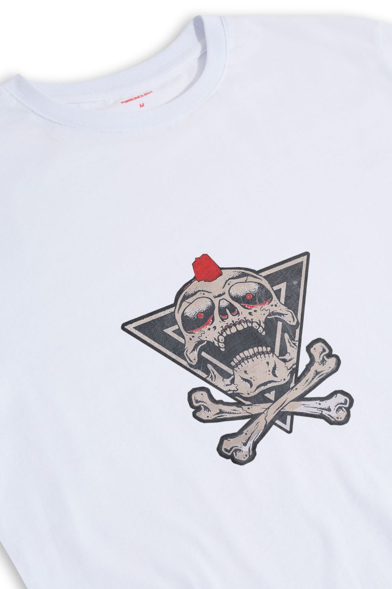 White Soft Fabric Skull Design Short Sleeve Tee