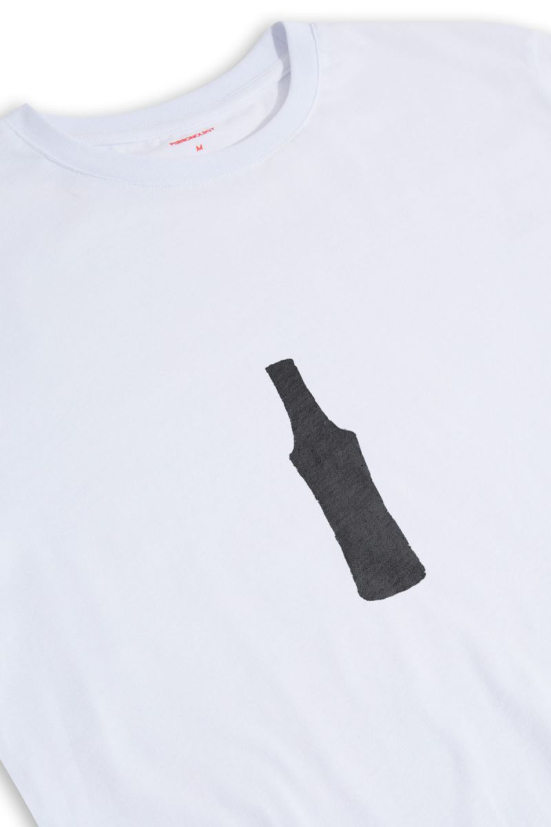 White Soft Fabric Bootle Design Short Sleeve Tee