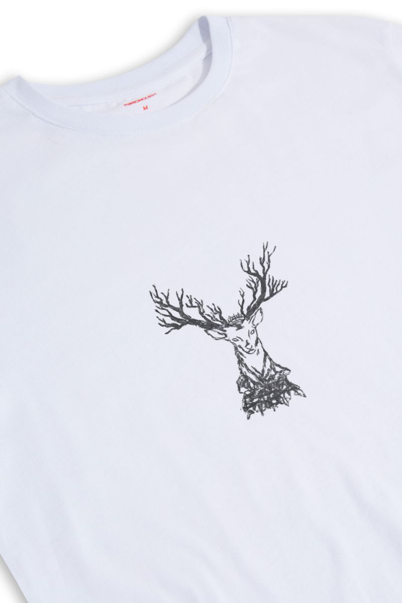 White Soft Fabric Moose Design Short Sleeve Tee