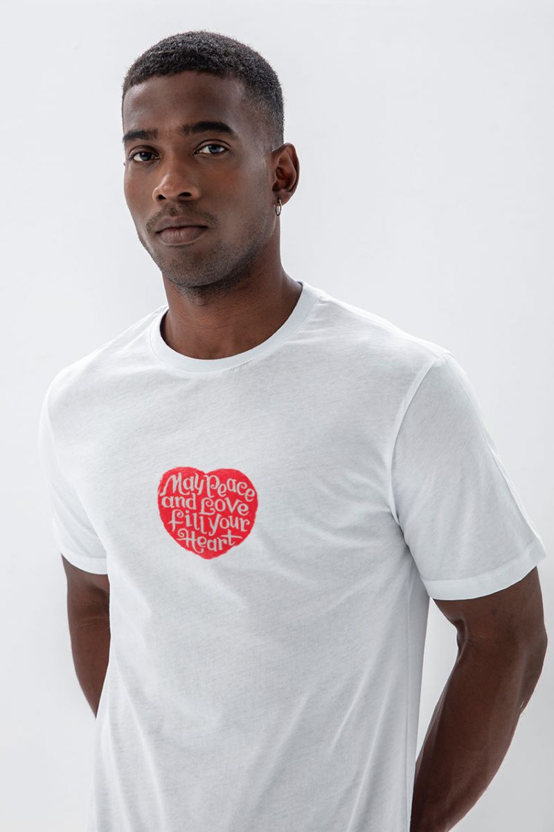 White Soft Fabric Peace and Love Design Short Sleeve Tee