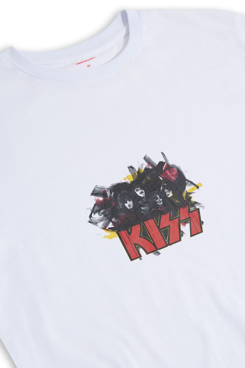 White Soft Fabric Kiss Design Short Sleeve Tee