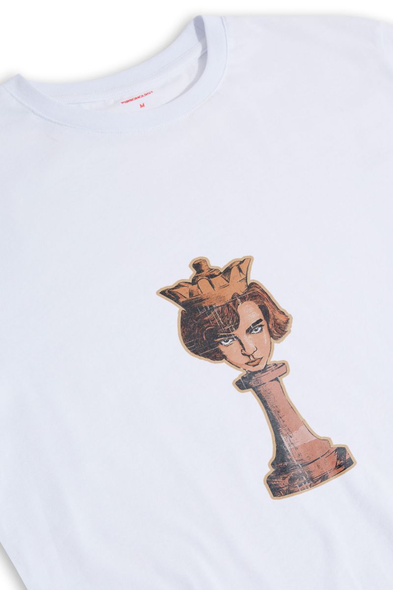 White Soft Fabric Chest Design Short Sleeve Tee