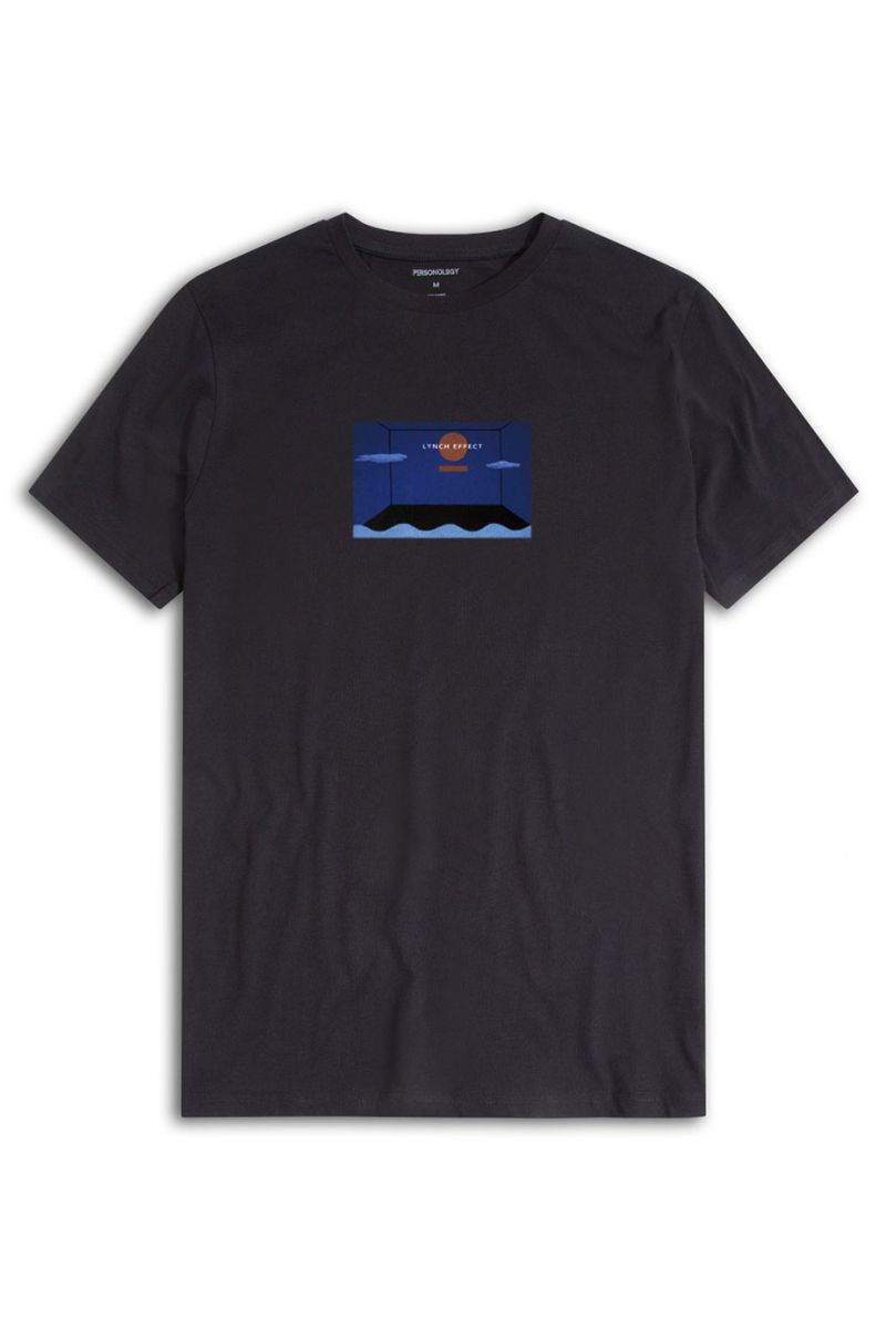 Black Soft Fabric Lynch Effect Design Short Sleeve Tee