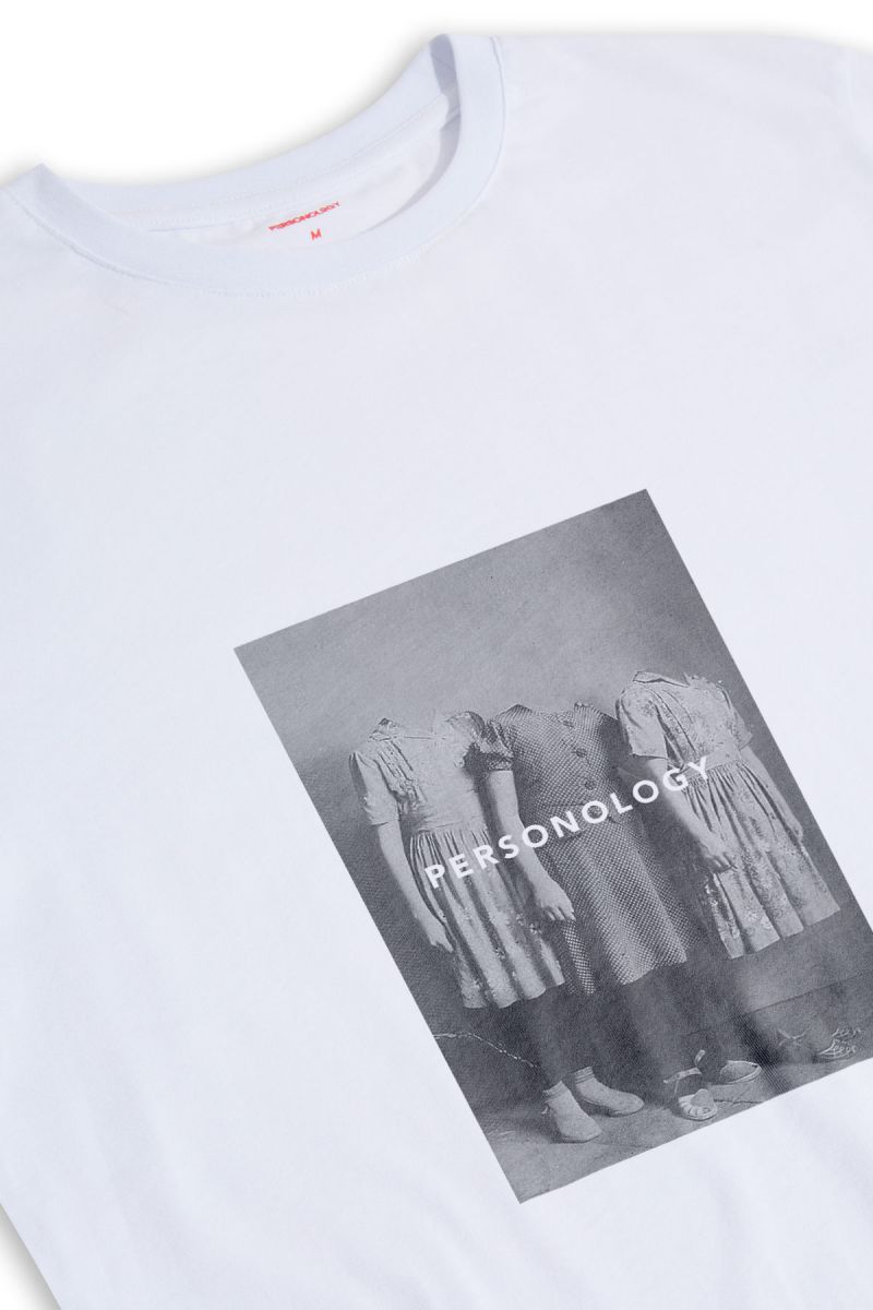 White Soft Fabric Void Design Short Sleeve Tee