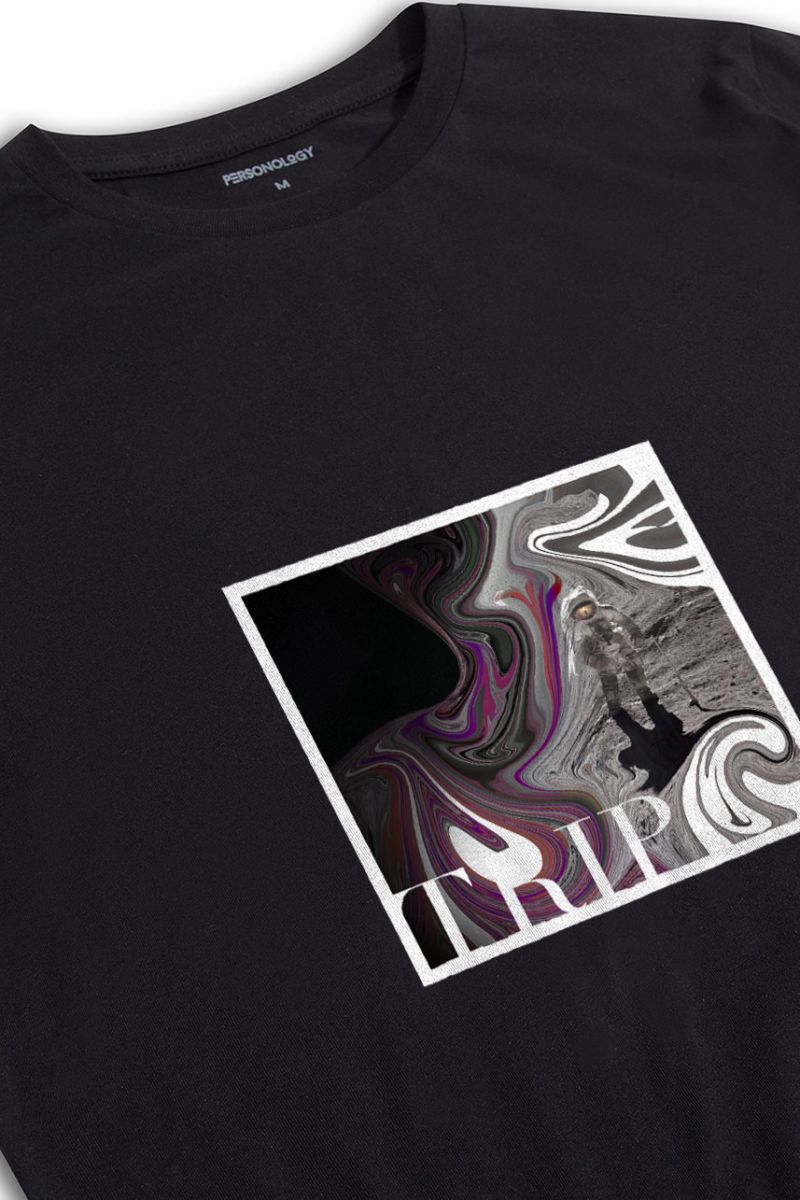 Black Soft Fabric Moon with Broken Helmet Design Short Sleeve Tee