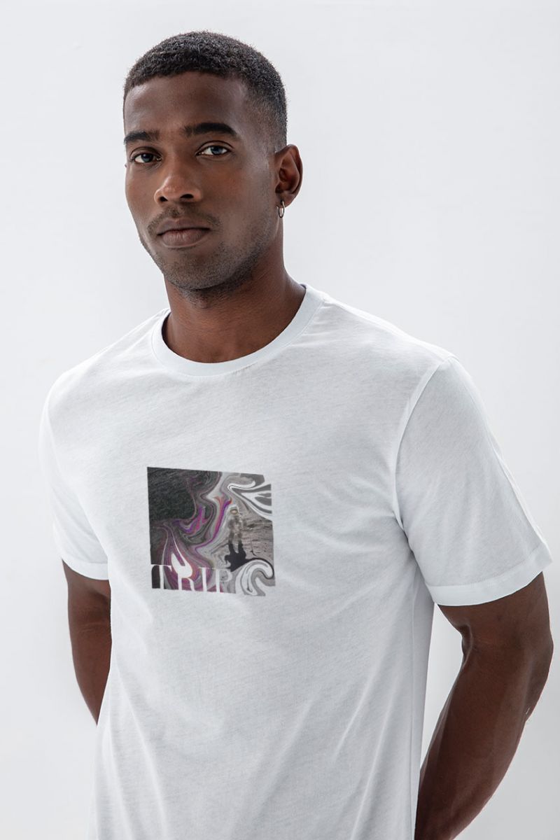 White Soft Fabric Moon with Broken Helmet Design Short Sleeve Tee