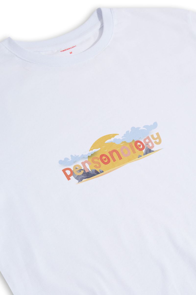White Soft Fabric Summer Design Short Sleeve Tee