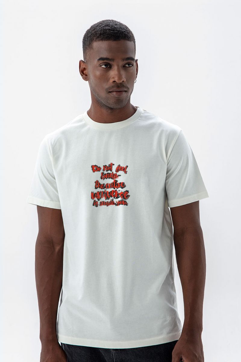 Off White Soft Fabric Do Not Feel Lonely Design Short Sleeve Tee