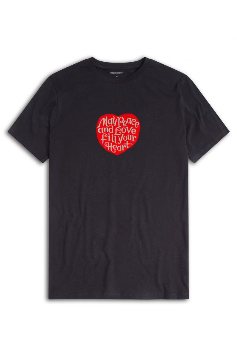 Black Soft Fabric Peace and Love Fill your Heart Design Short Sleeve Tee