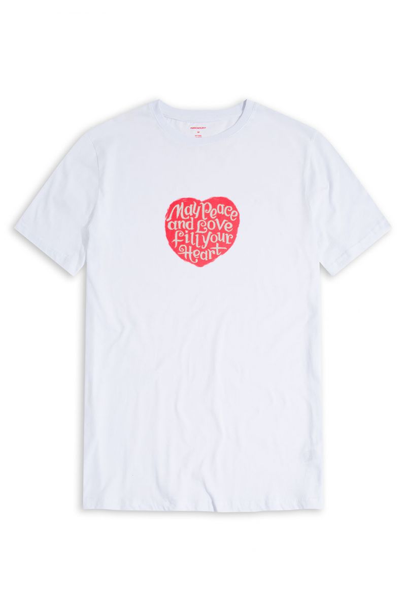 White Soft Fabric Peace and Love Fill your Heart Design Short Sleeve Tee